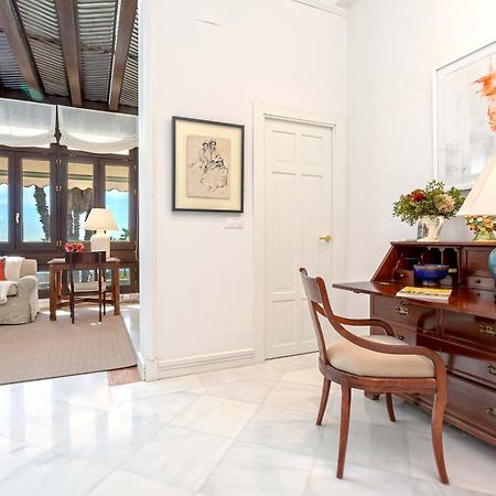 Genteel Home Paseo Maritimo Málaga Buitenkant foto